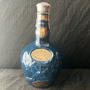Chivas Royal Salute 21yr Scotch Dark Royal Blue Porcelain Decanter w/ Silver Top